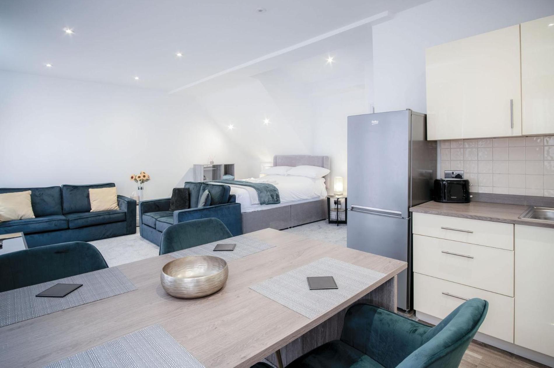 The Penthouse - 1 Bedroom Apartment - Ocean Breeze Port-Eynon Exterior foto