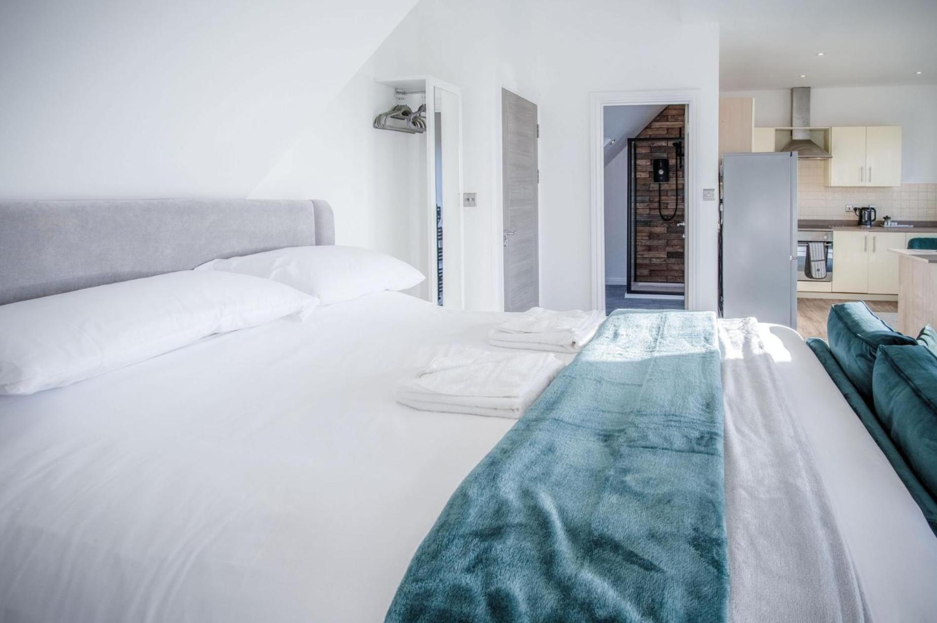 The Penthouse - 1 Bedroom Apartment - Ocean Breeze Port-Eynon Exterior foto